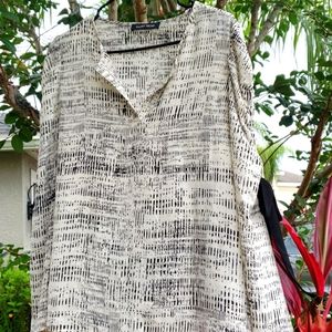 Brand: Ivanka Trump black and white